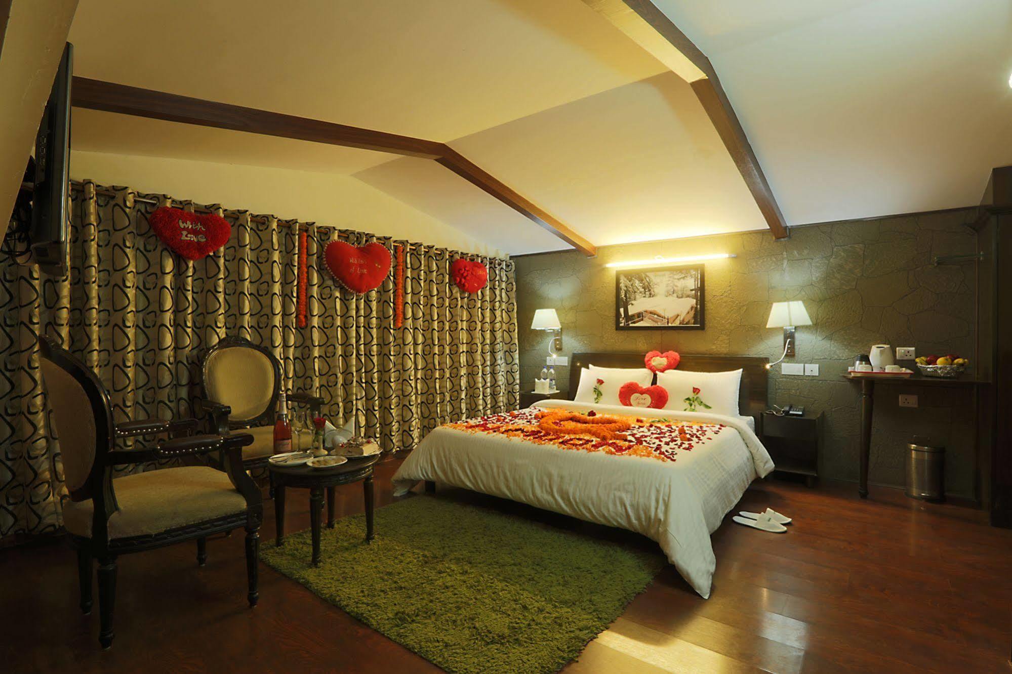 Fairmount Hotel Shimla Exterior photo